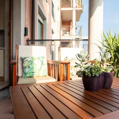 Casty Sweet Home - Parcheggio Privato Gratuito Milan Exterior photo